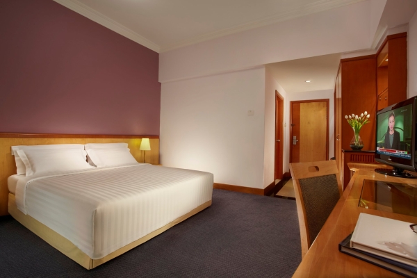 Hotel Furama Riverfront
